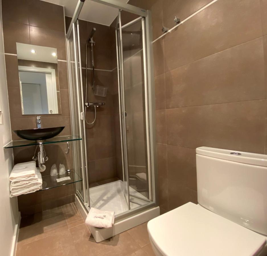 Hostal Somnis Suria Εξωτερικό φωτογραφία