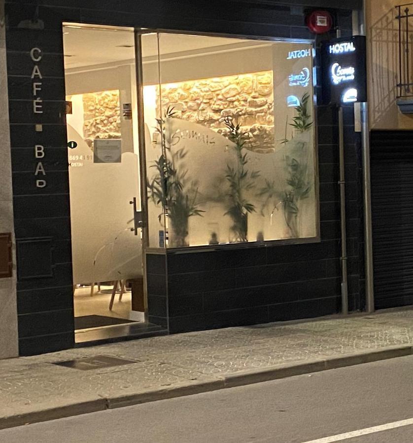 Hostal Somnis Suria Εξωτερικό φωτογραφία