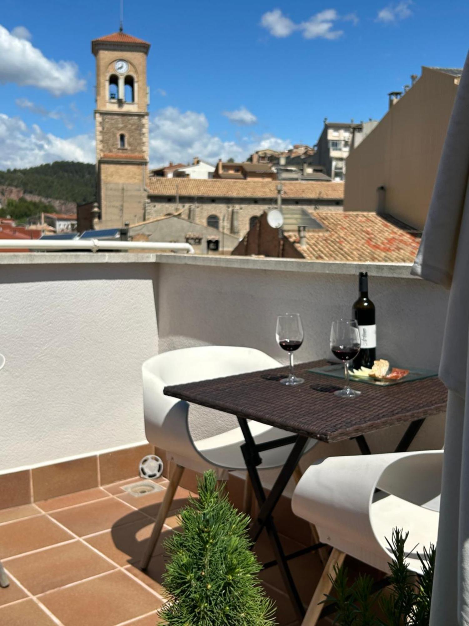 Hostal Somnis Suria Εξωτερικό φωτογραφία